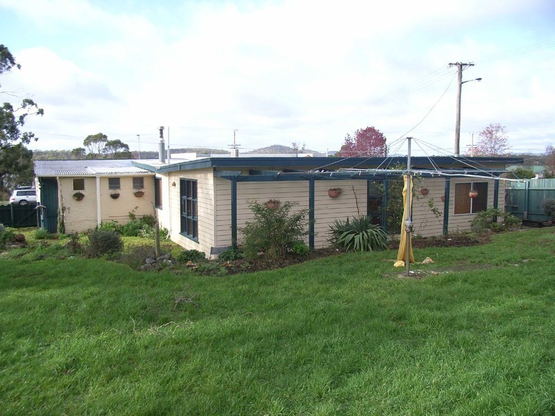 53 Flinders Street, Beauty Point TAS 7270
