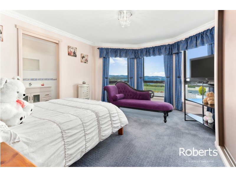 9 Anchorage Court, Clarence Point TAS 7270