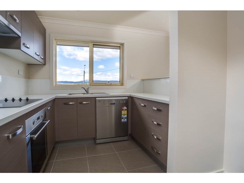 2/387 West Tamar Road, Riverside TAS 7250