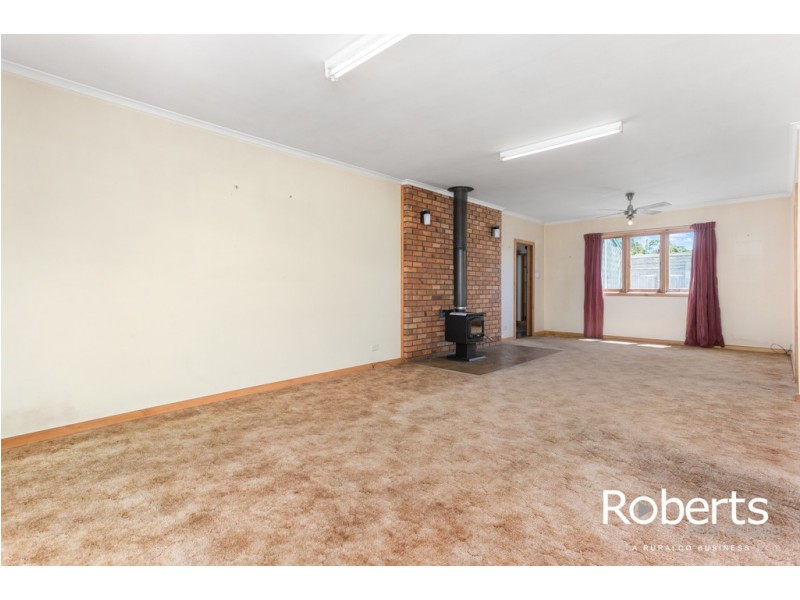 25 Main Road, Exeter TAS 7275