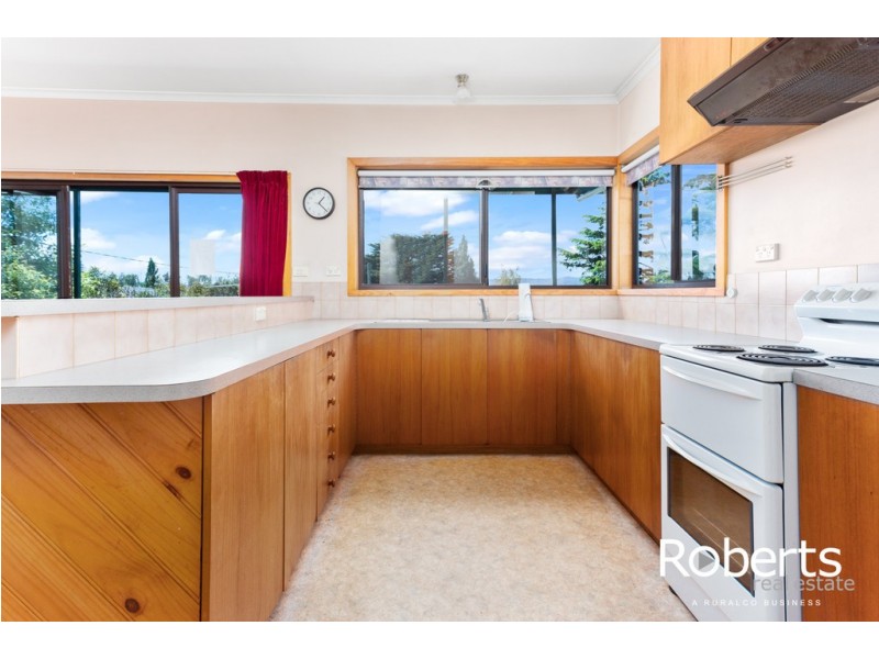 25 Main Road, Exeter TAS 7275