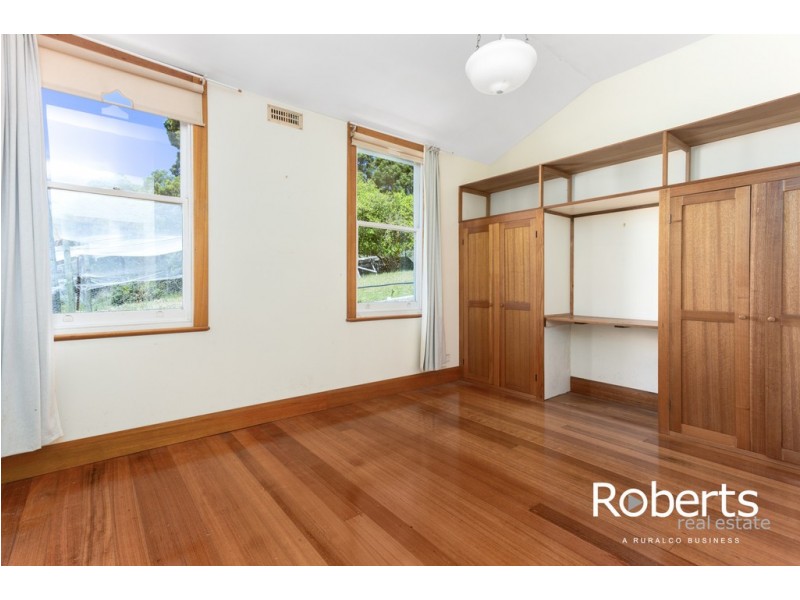 25 Main Road, Exeter TAS 7275