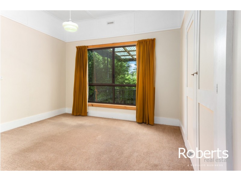 25 Main Road, Exeter TAS 7275