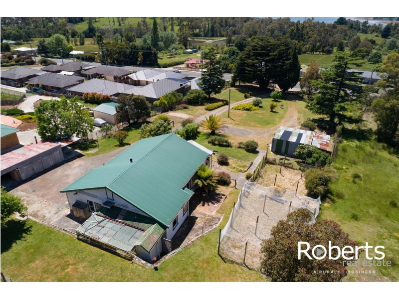 25 Main Road, Exeter TAS 7275