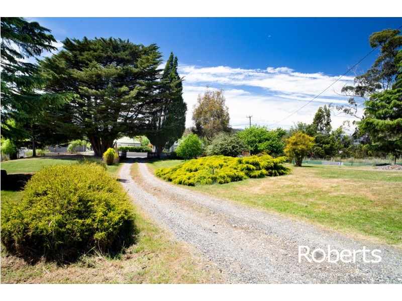 25 Main Road, Exeter TAS 7275