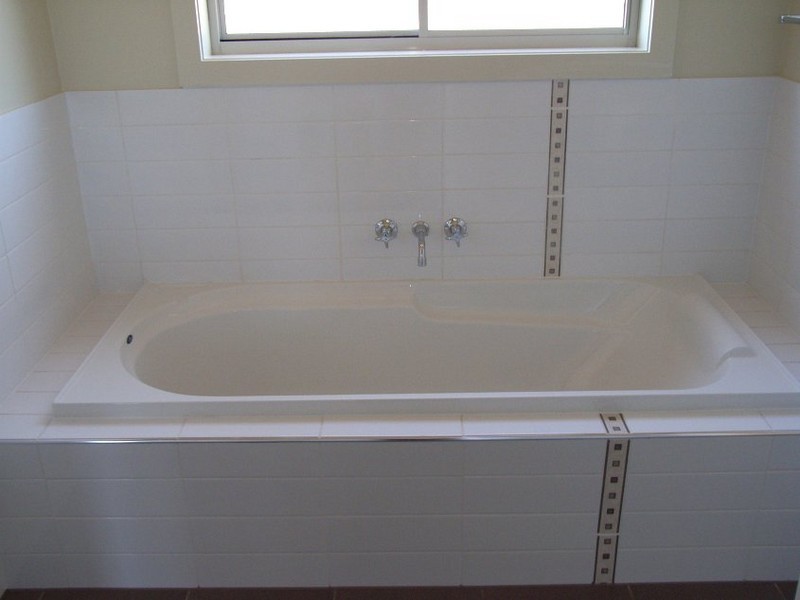 2/13  Lauren Court, Exeter TAS 7275