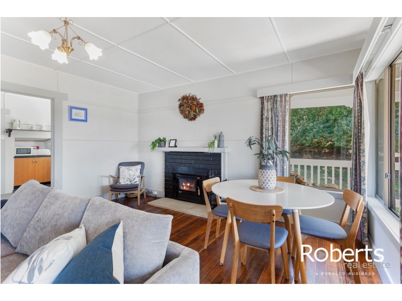 3 Robert Street South, Beauty Point TAS 7270