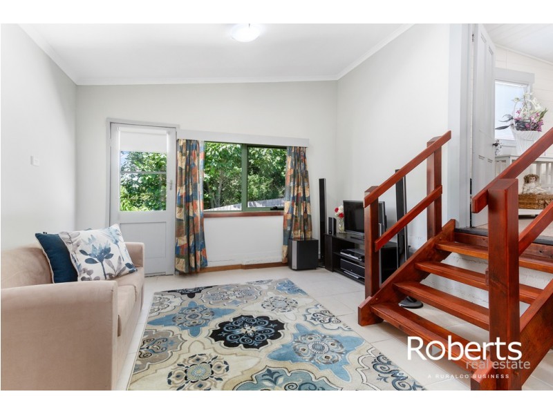 3 Robert Street South, Beauty Point TAS 7270