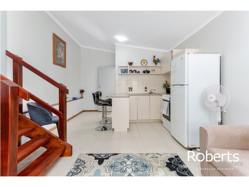 3 Robert Street South, Beauty Point TAS 7270