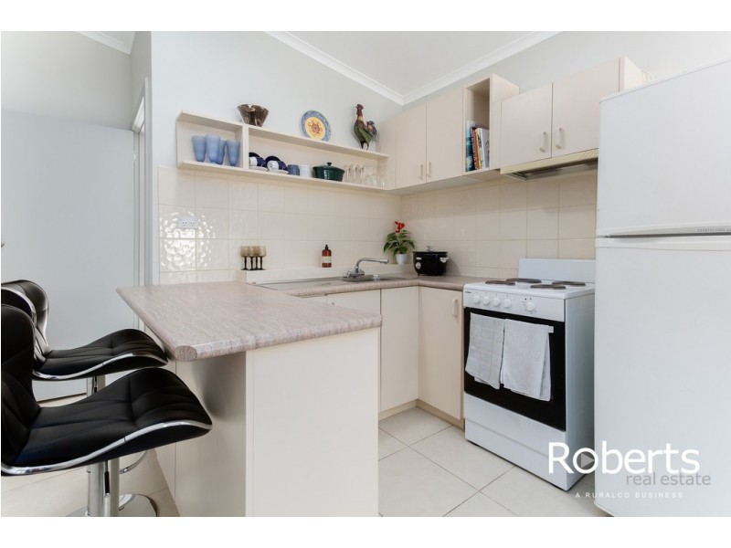 3 Robert Street South, Beauty Point TAS 7270