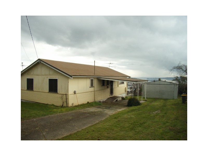 12 Ross Street, Beauty Point TAS 7270