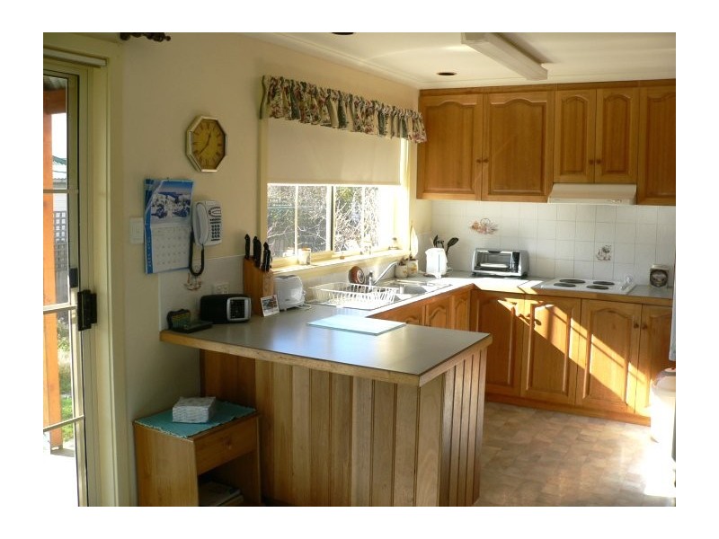 16 Garrett Street, Beauty Point TAS 7270