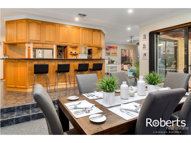 122 Bowens Jetty Road, Beaconsfield TAS 7270