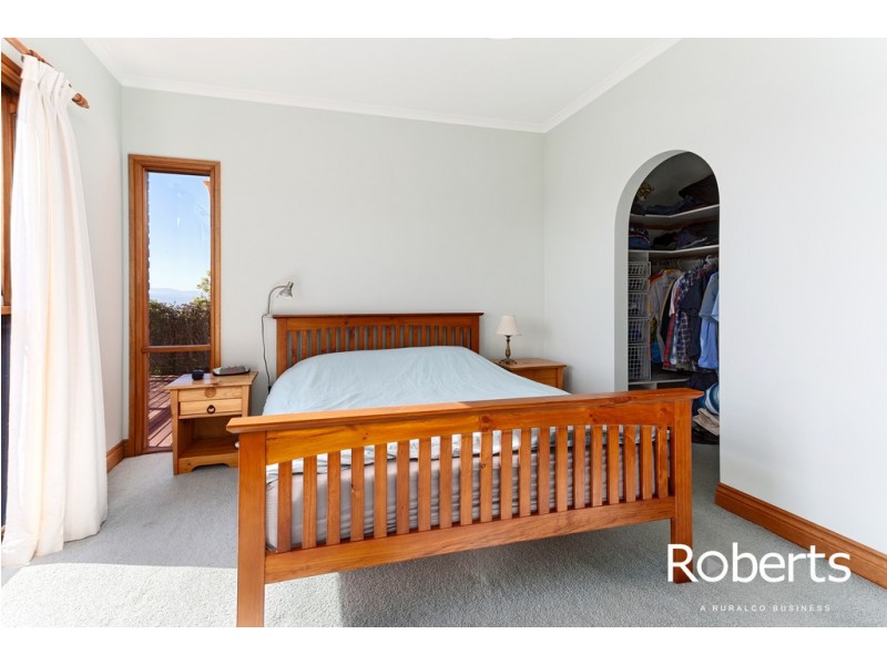 4 Lanena Crescent, Lanena TAS 7275