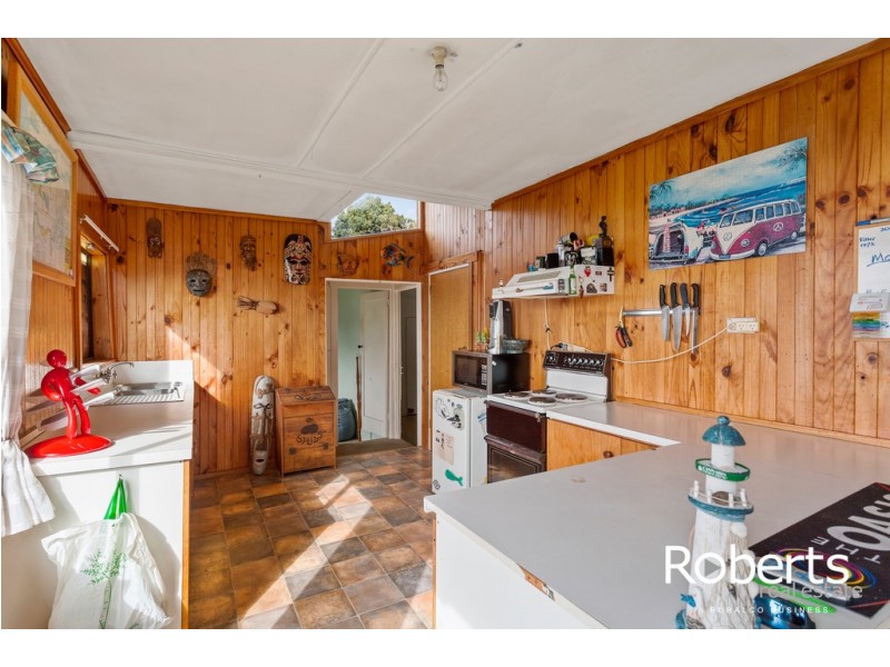 11 Bagot Street, Beauty Point TAS 7270