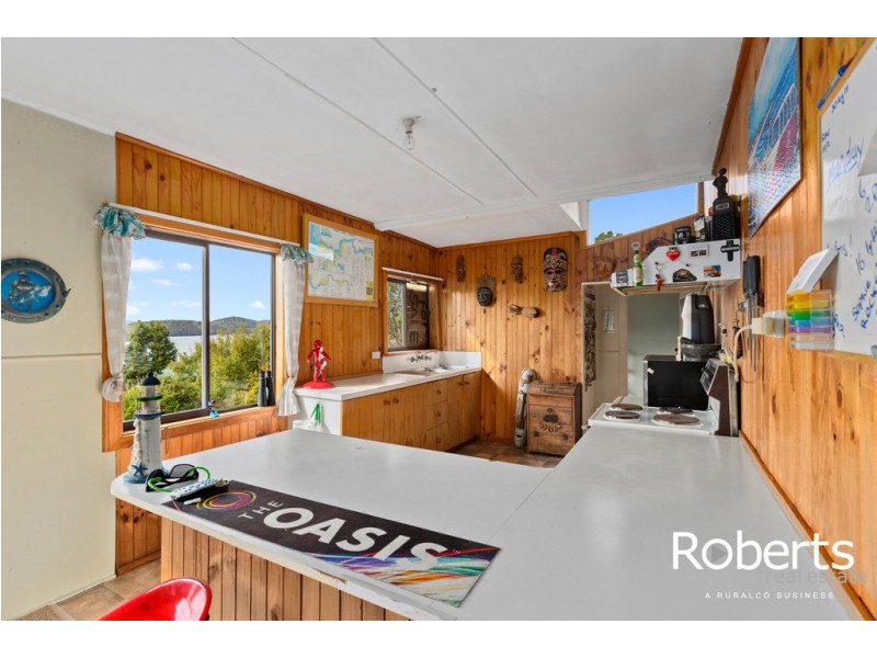 11 Bagot Street, Beauty Point TAS 7270