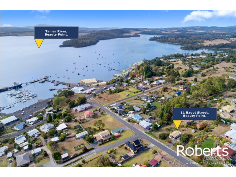 11 Bagot Street, Beauty Point TAS 7270