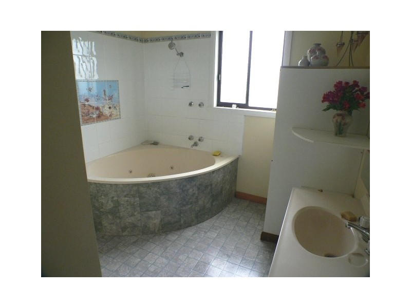 17 Gatenbys Road, Gravelly Beach TAS 7276