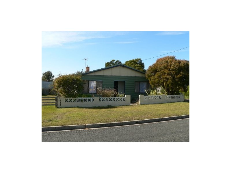 12 Mainwaring Street, Beauty Point TAS 7270