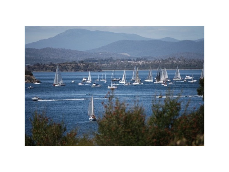 58 Sunset Boulevard, Clarence Point TAS 7270