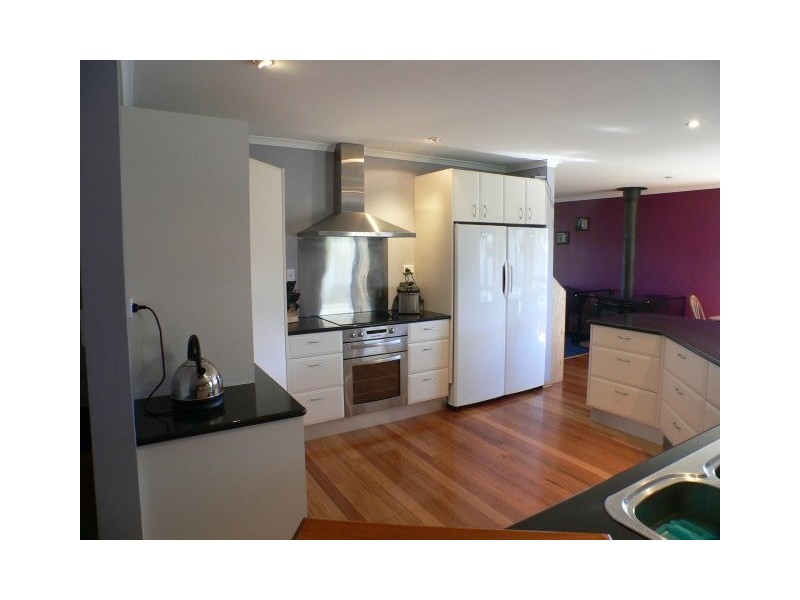 20 Weld Street, Beaconsfield TAS 7270