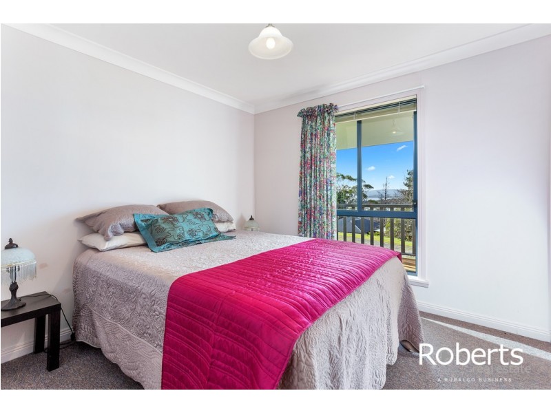 3 Augustus Street, Beauty Point TAS 7270