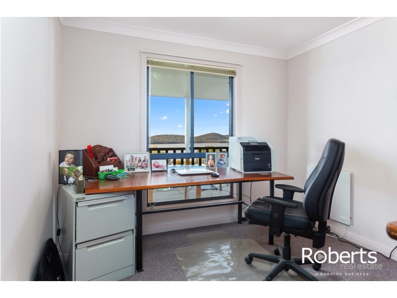 3 Augustus Street, Beauty Point TAS 7270