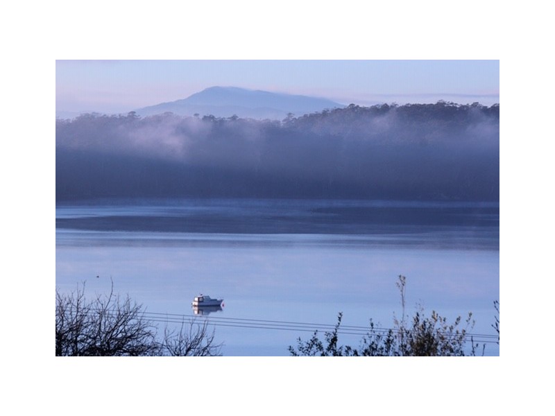 3 Augustus Street, Beauty Point TAS 7270