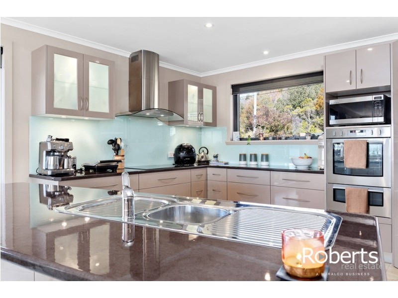 95 Sunset Boulevard, Clarence Point TAS 7270