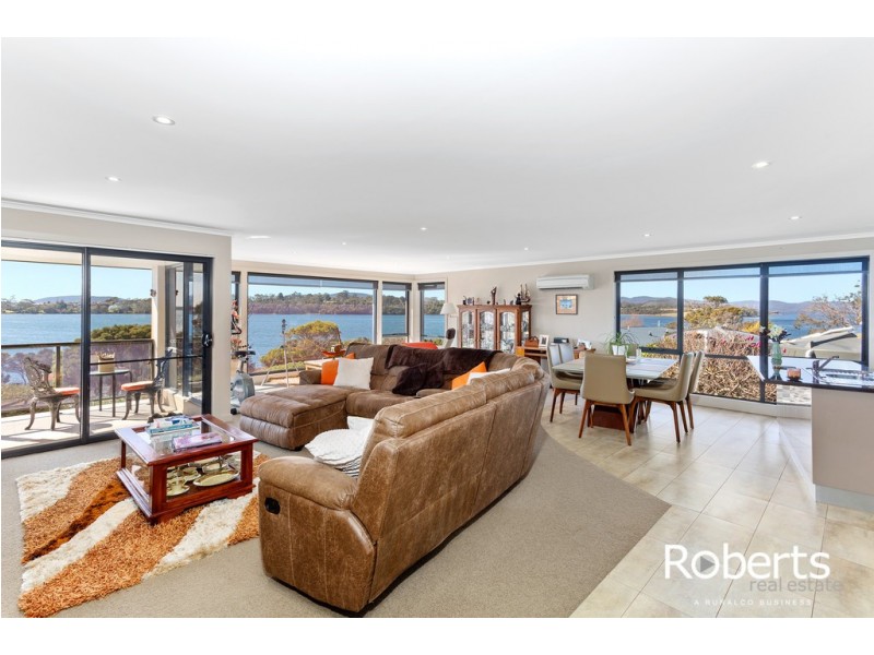 95 Sunset Boulevard, Clarence Point TAS 7270