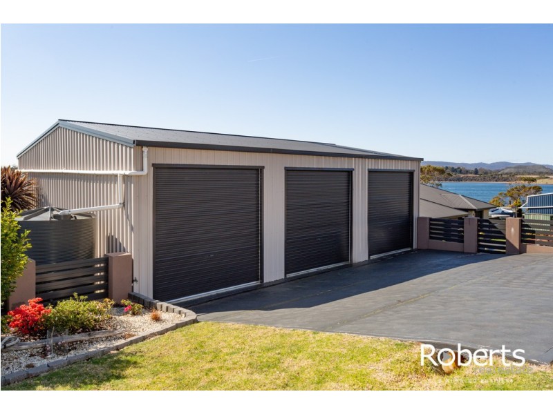 95 Sunset Boulevard, Clarence Point TAS 7270