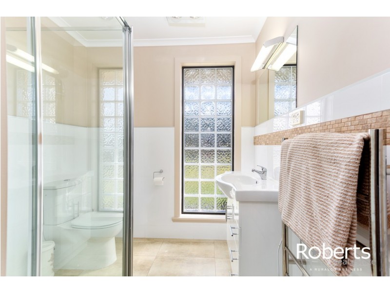 95 Sunset Boulevard, Clarence Point TAS 7270