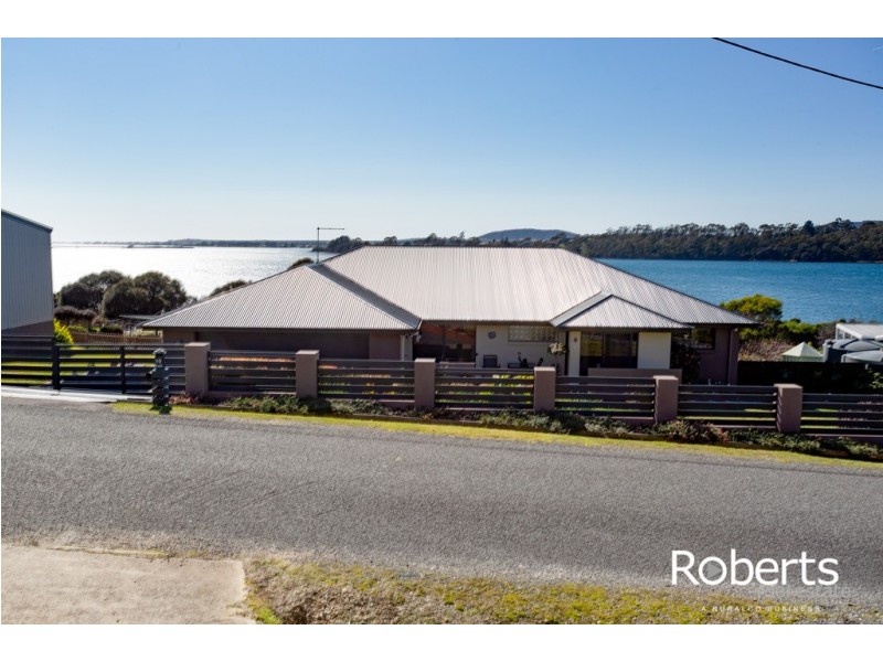 95 Sunset Boulevard, Clarence Point TAS 7270