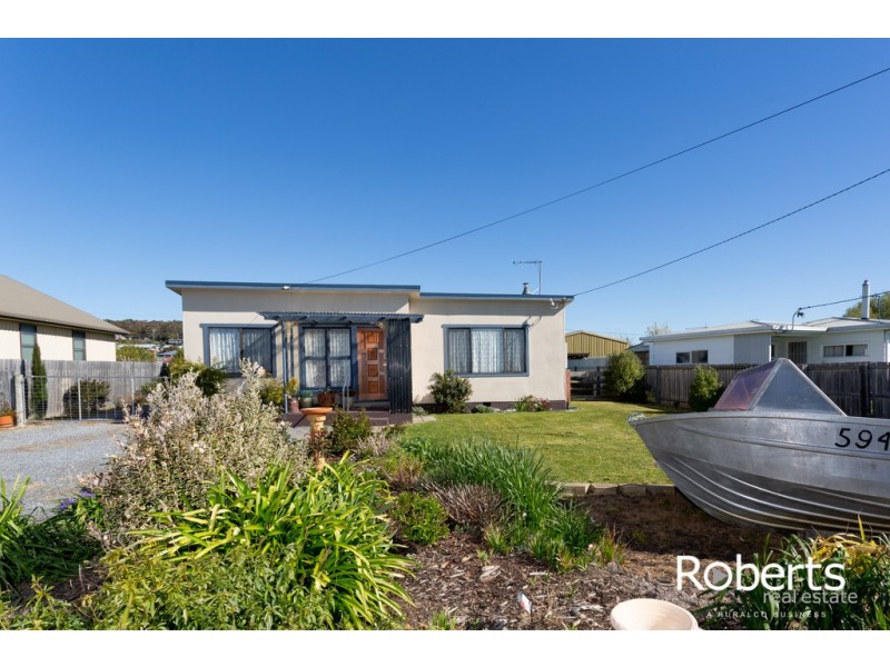 9 Beatty Street, Beauty Point TAS 7270