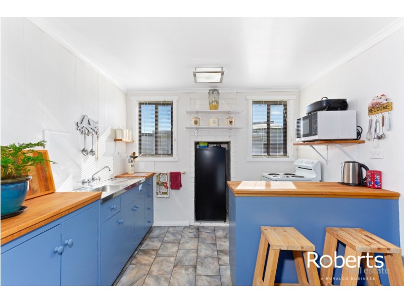 9 Beatty Street, Beauty Point TAS 7270