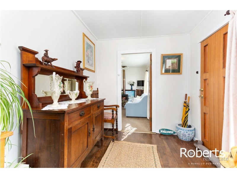 9 Beatty Street, Beauty Point TAS 7270