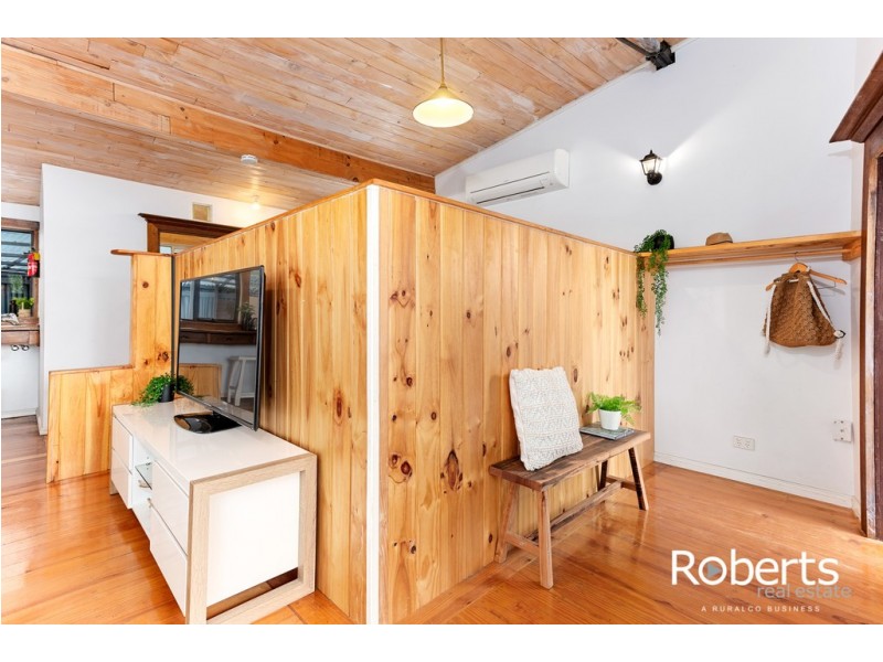 279 Gravelly Beach Road, Gravelly Beach TAS 7276