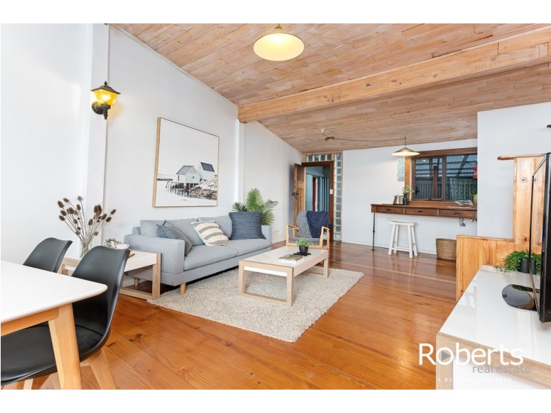 279 Gravelly Beach Road, Gravelly Beach TAS 7276