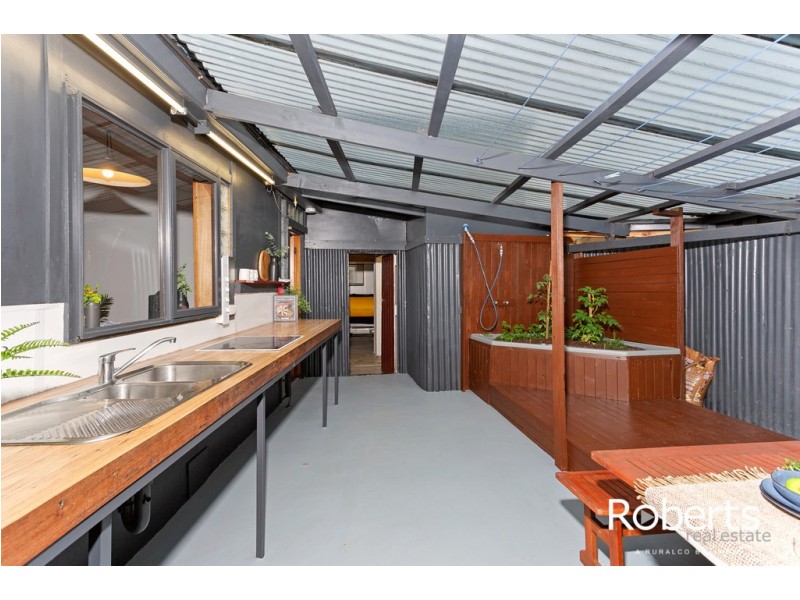 279 Gravelly Beach Road, Gravelly Beach TAS 7276