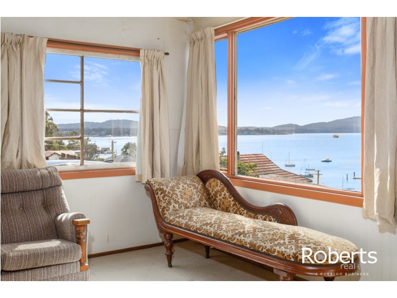 141 Flinders Street, Beauty Point TAS 7270