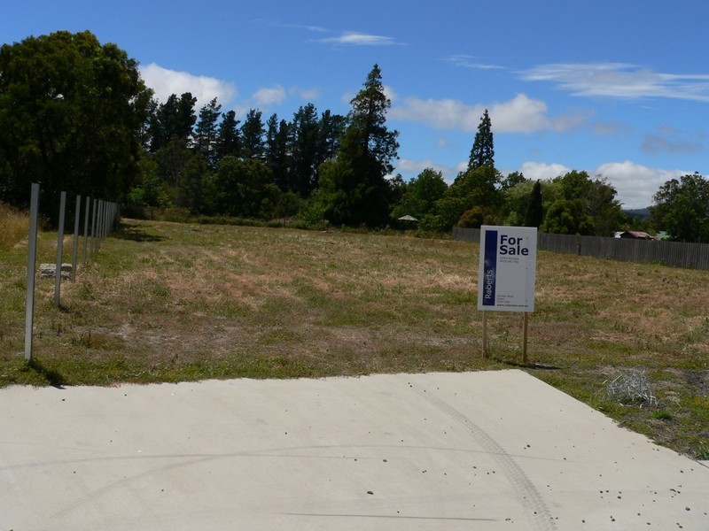 15 Carl Court, Swan Point TAS 7275