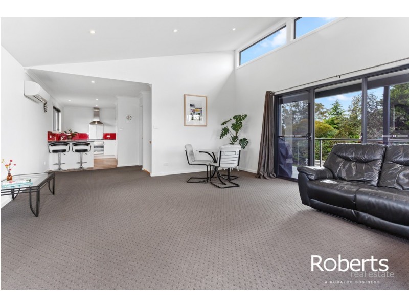 15 Nairana Street, Gravelly Beach TAS 7276