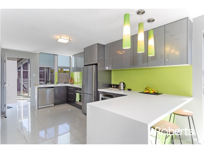 327 Gravelly Beach Road, Gravelly Beach TAS 7276