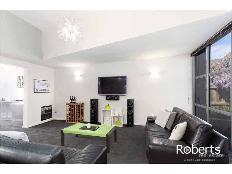 327 Gravelly Beach Road, Gravelly Beach TAS 7276