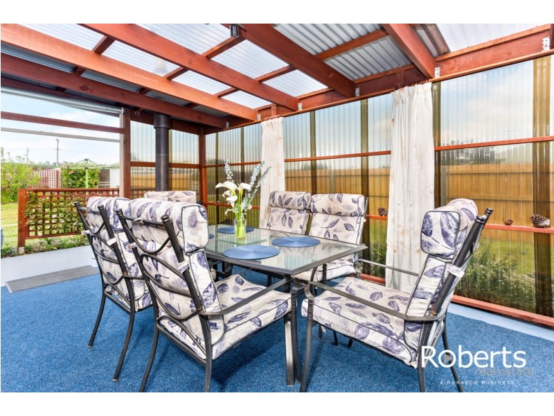 19 Beatty Street, Beauty Point TAS 7270