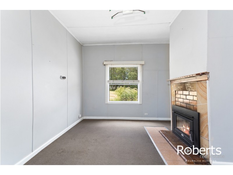 11 Flinders Street, Beauty Point TAS 7270