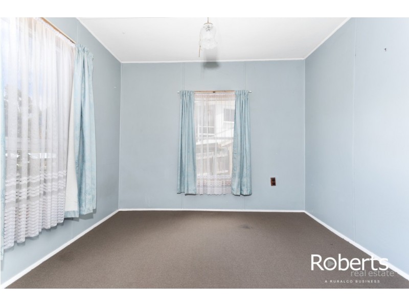 11 Flinders Street, Beauty Point TAS 7270