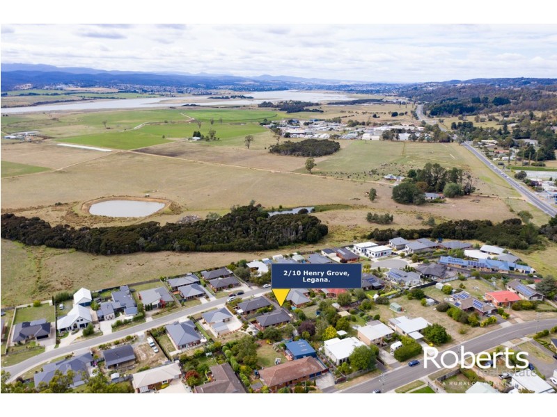 2/10 Henry Grove, Legana TAS 7277