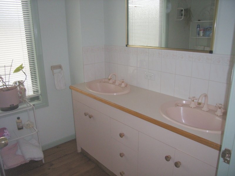84 Oxford Street, Beauty Point TAS 7270
