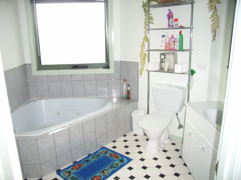 84 Oxford Street, Beauty Point TAS 7270